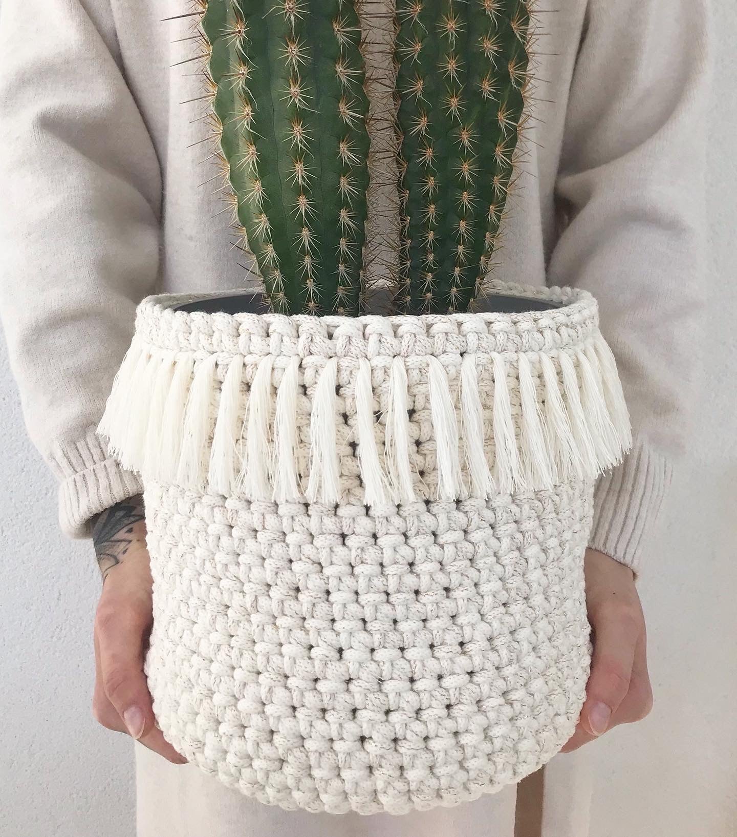 Cache pot macramé
