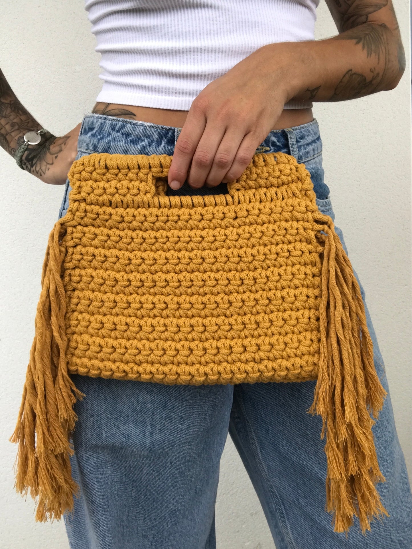 Sac moutarde macramé